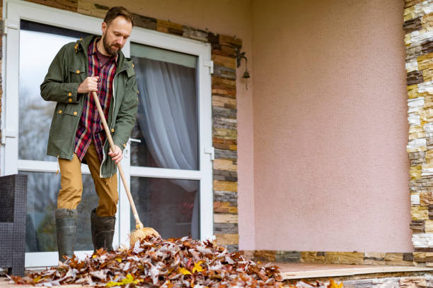 Best Garage Cleanout Services  in Thoreau, NM